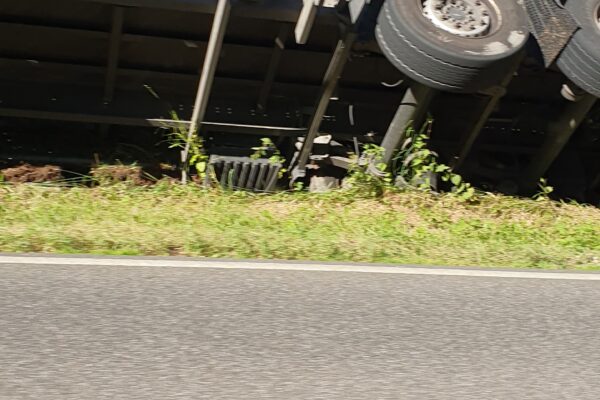 LKW Unfall Landstraße